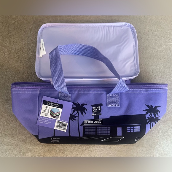 Trader Joe’s Mini Insulated Bag in Purple.  NWT. - Picture 2 of 2